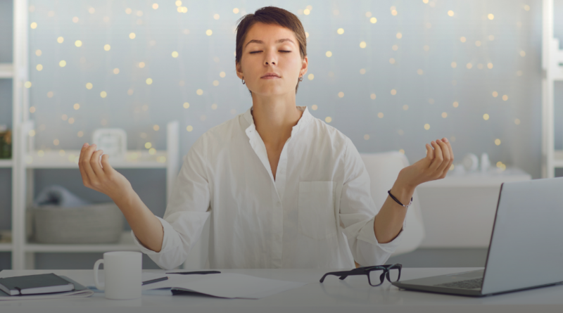 3 Teknik Meditasi untuk Mengatasi Stres Kerja