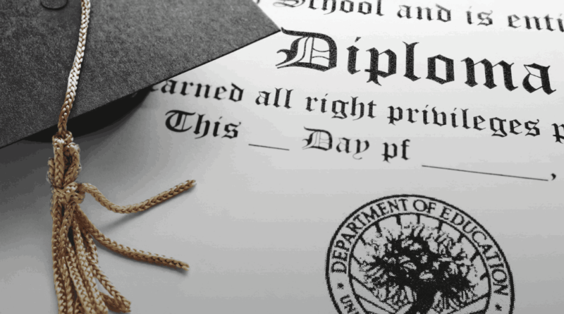 Perbedaan Jenjang Pendidikan dan Diploma