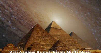 Kiai Asnawi Kudus: Kisah Mufti Mesir, Dasi, dan Abjad Pegon